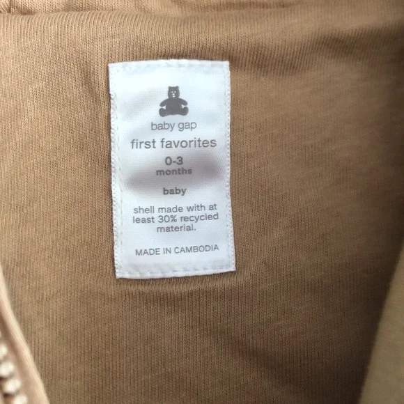 BABY GAP winter onesie 0-3 months NWT - Picture 3 of 5